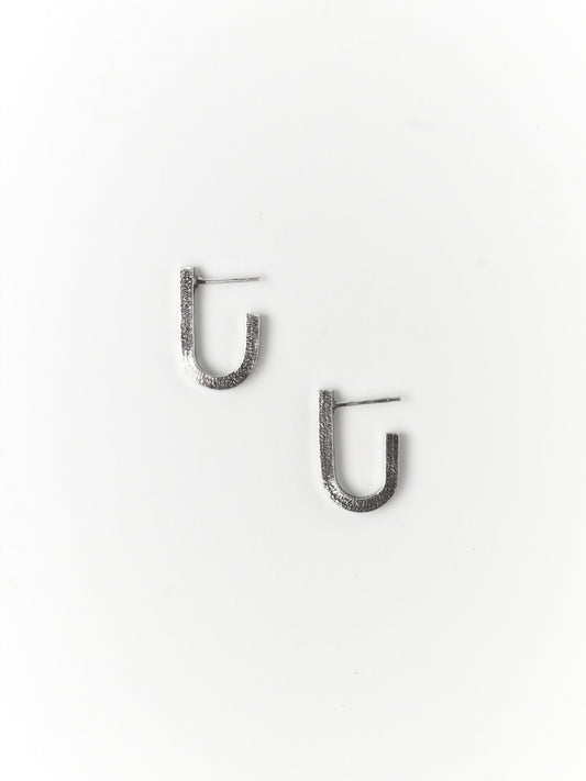 GEO U-Shape Studs Large