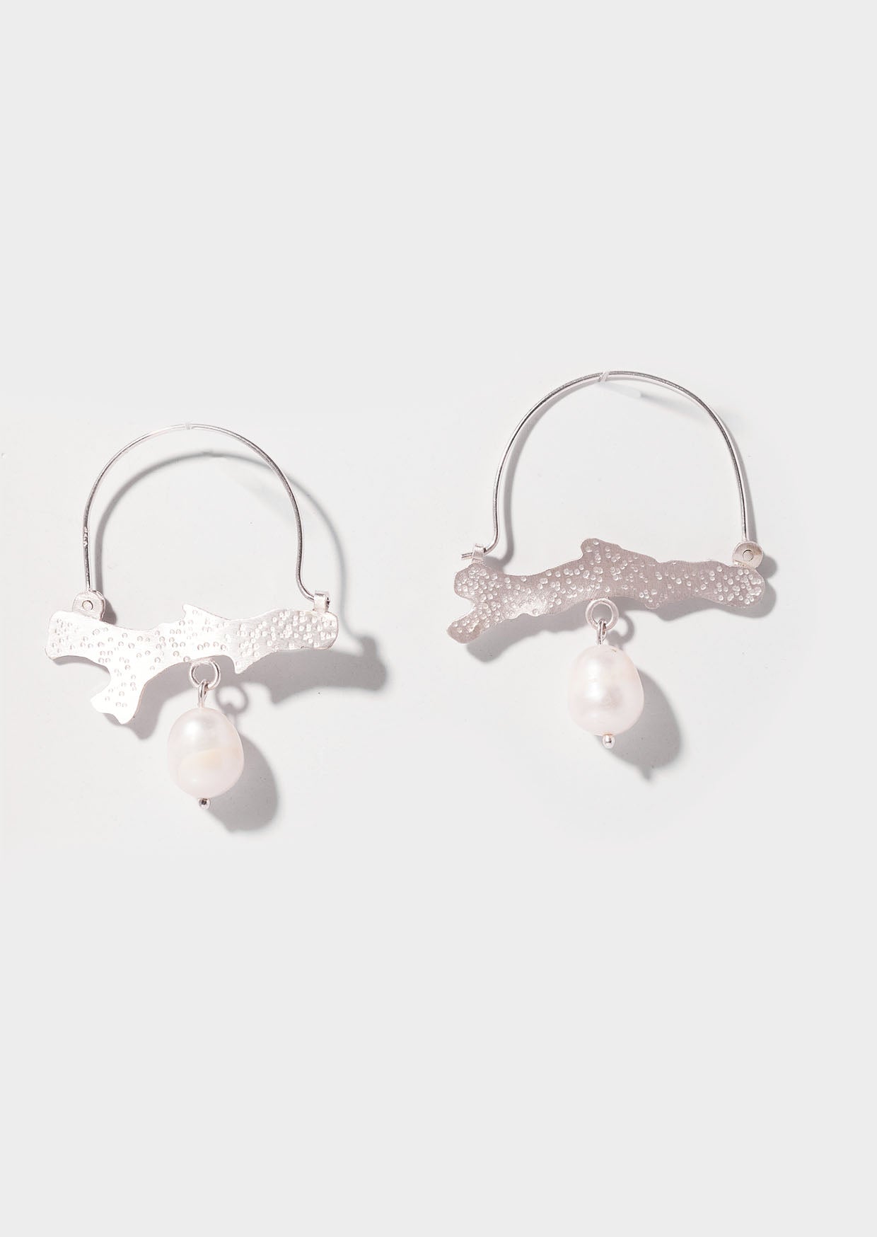 single pearl coral cut out earrings