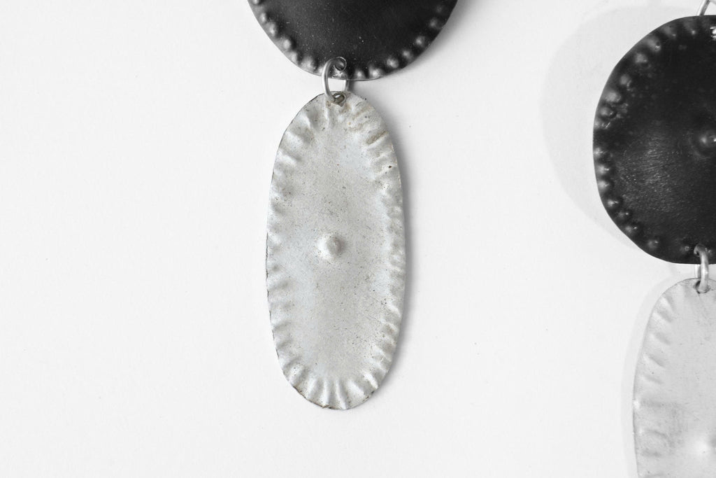 Titi Noir Earrings No.1