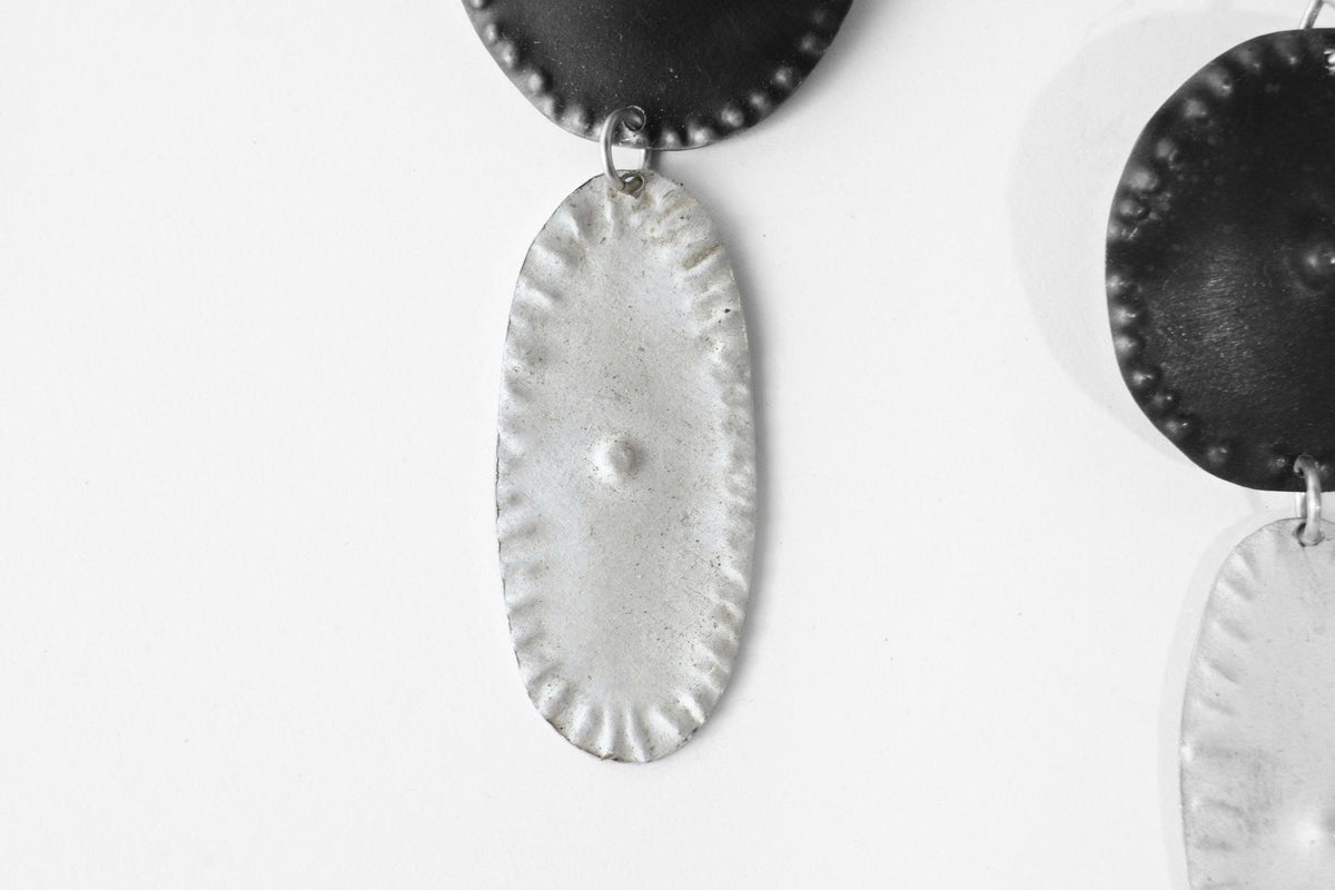 Titi Noir Earrings No.1