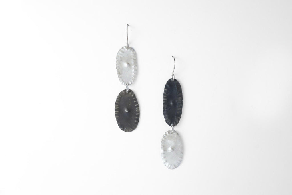 Titi Noir Earrings No.2