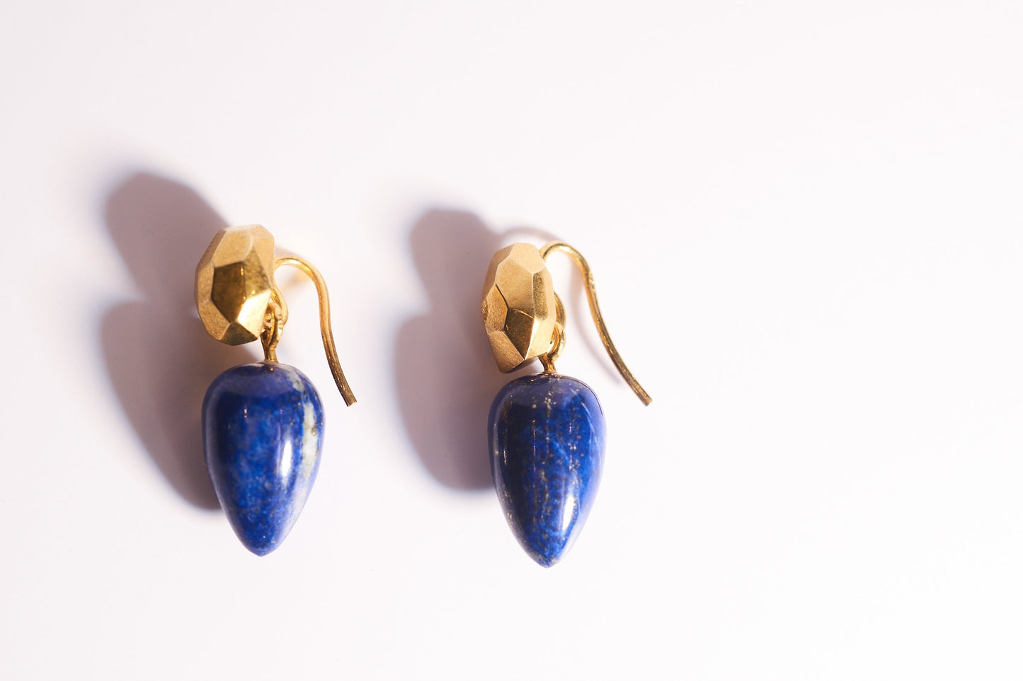 Facet earrings with Lapis Lazuli