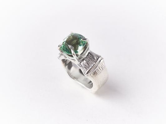 Bamboo Ring with Green Apatite