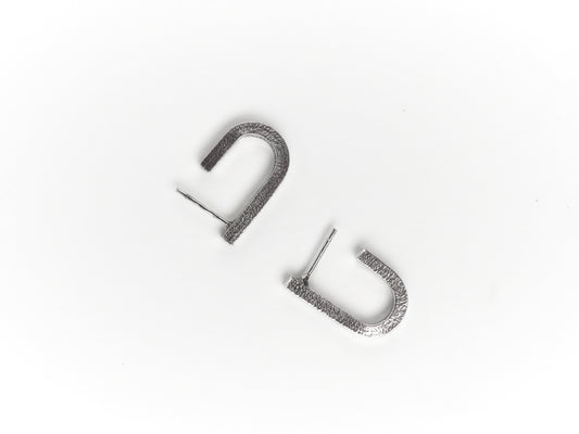 GEO U-Shape Studs Large