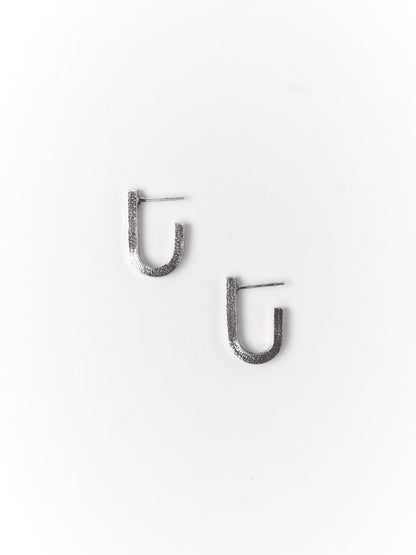GEO U-Shape Studs Large
