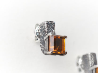 GEO STUDS OXIDIZED
