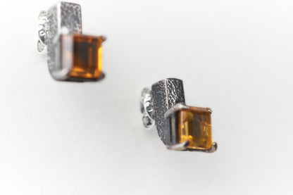 GEO STUDS OXIDIZED