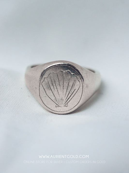 Cute Sterling Silver Seashell Signet Ring