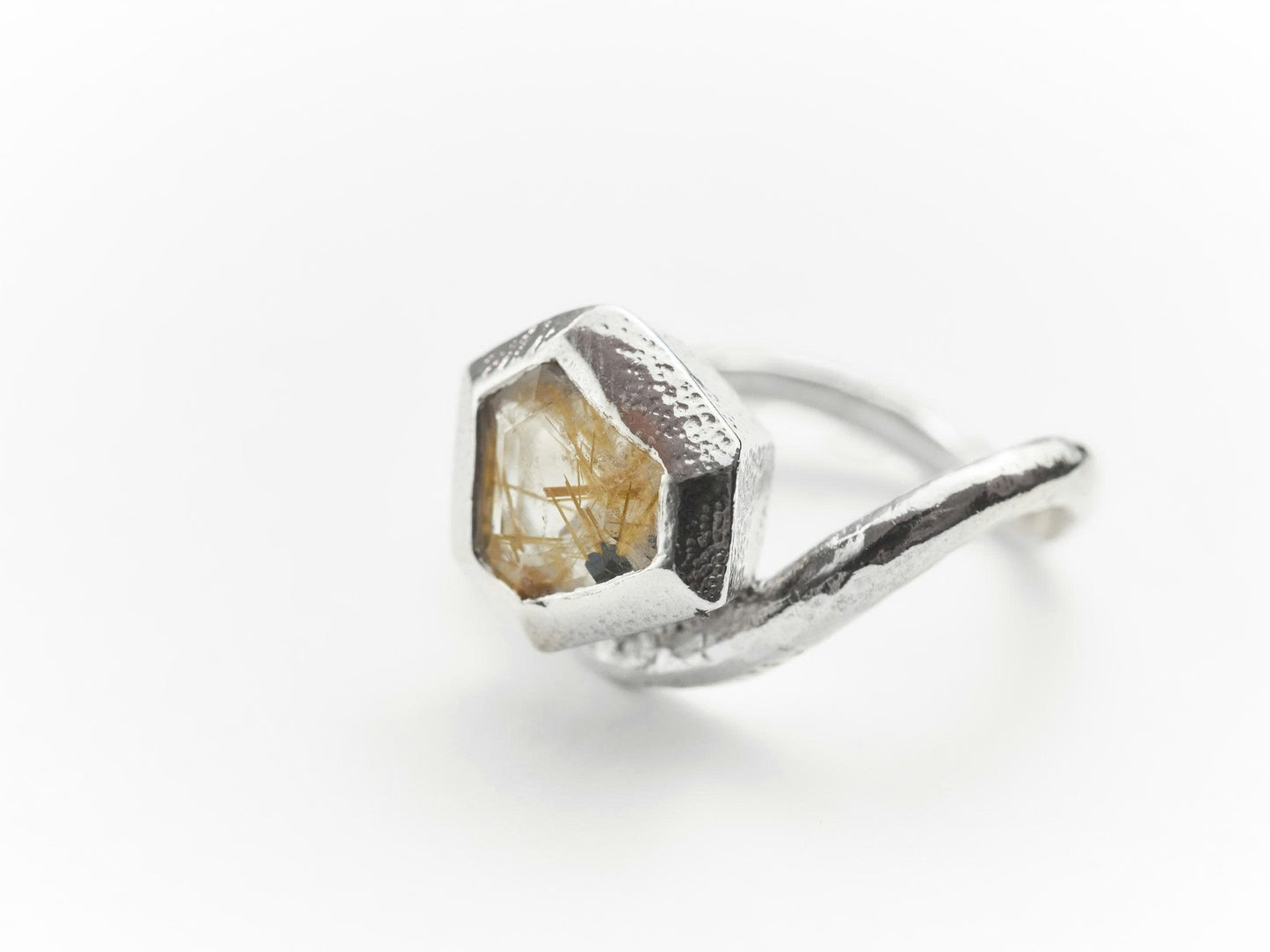 Geo Rutile Quartz Ring