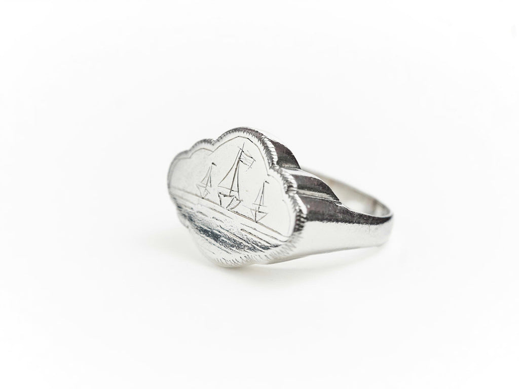 Nhẫn bạc Sterling hình ba chiếc thuyền buồm